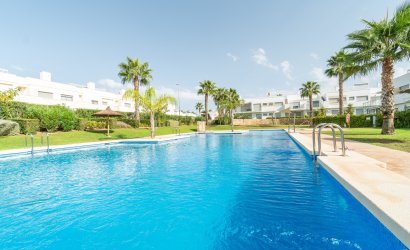 Herverkoop - Bungalow -
Vistabella Golf Entre Naranjos - Inland