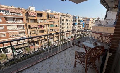 Revente - Apartment -
Torrevieja - Acequion