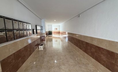 Revente - Apartment -
Torrevieja - Acequion