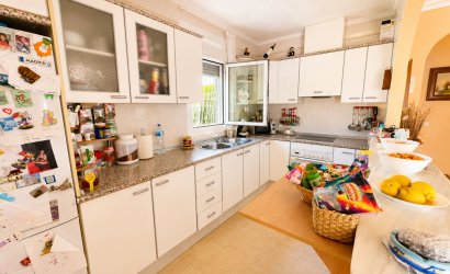 Herverkoop - Villa -
Torrevieja - Costa Blanca