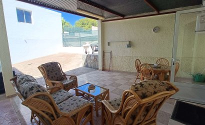 Herverkoop - Villa -
Crevillent - Inland