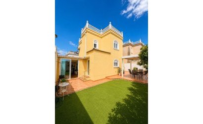 Herverkoop - Villa -
Torrevieja - Costa Blanca