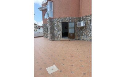 Herverkoop - Villa -
Ciudad Quesada - Costa Blanca
