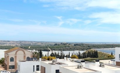 Herverkoop - Villa -
Algorfa - Inland