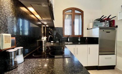 Revente - Villa -
Villamartin - Costa Blanca