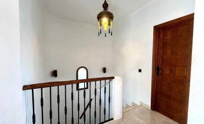 Revente - Villa -
Villamartin - Costa Blanca