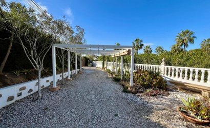 Revente - Villa -
Villamartin - Costa Blanca
