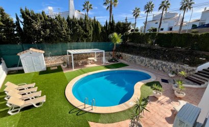 Revente - Villa -
Villamartin - Costa Blanca