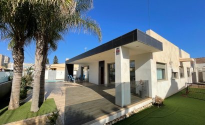 Herverkoop - Villa -
Mar de Cristal - Costa Calida