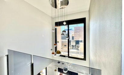 Herverkoop - Villa -
Orihuela Costa - Lomas de Cabo Roig