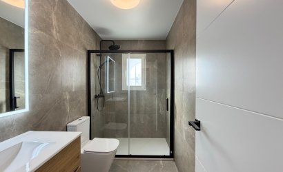 Herverkoop - Town House -
Torrevieja - Miramar - Torre Del Moro