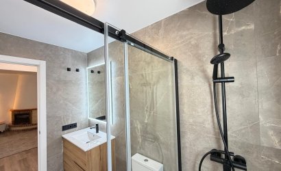 Herverkoop - Town House -
Torrevieja - Miramar - Torre Del Moro