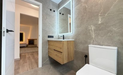 Herverkoop - Town House -
Torrevieja - Miramar - Torre Del Moro