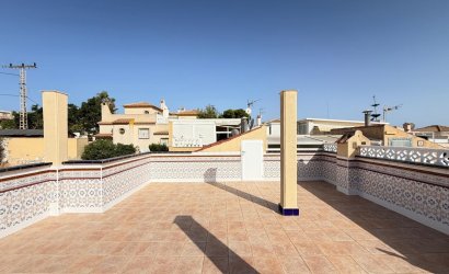 Herverkoop - Town House -
Torrevieja - Miramar - Torre Del Moro