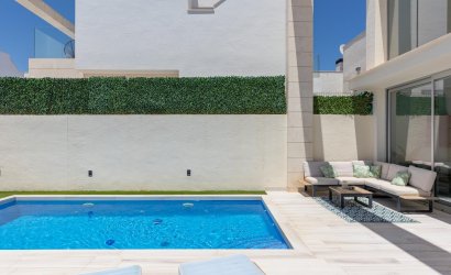 Herverkoop - Villa -
Orihuela Costa - Lomas de Cabo Roig