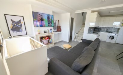 Reventa - Villa -
Villamartin - Costa Blanca