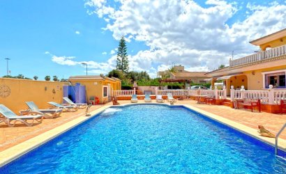 Revente - Villa -
Torrevieja - Costa Blanca