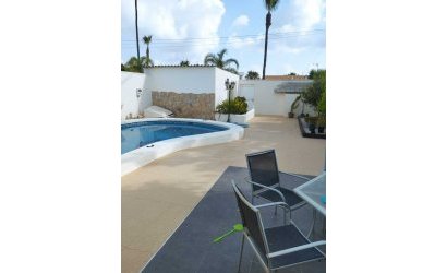 Herverkoop - Villa -
Cabo Roig - Costa Blanca