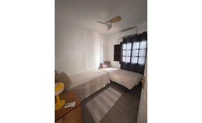 Herverkoop - Bungalow -
Torrevieja - Torre La Mata