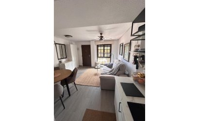 Herverkoop - Bungalow -
Torrevieja - Torre La Mata
