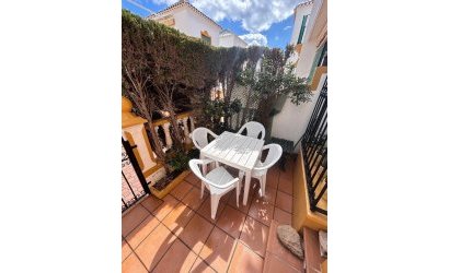 Herverkoop - Bungalow -
Torrevieja - Torre La Mata