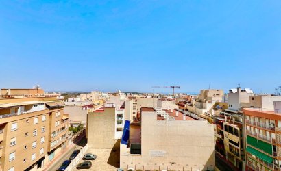Herverkoop - Apartment -
Torrevieja - La Mata
