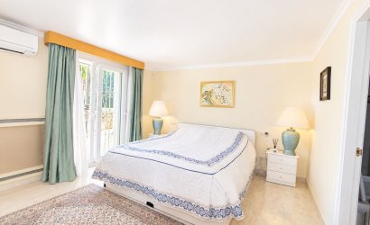 Herverkoop - Villa -
Elviria - Costa del Sol