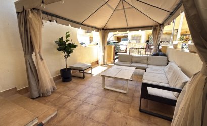 Revente - Town House -
La Zenia - Costa Blanca