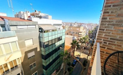 Herverkoop - Penthouse -
Torrevieja - Centro