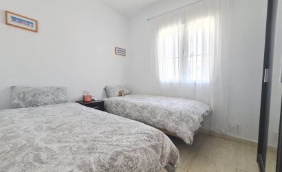 Revente - Villa -
Orihuela Costa - Costa Blanca