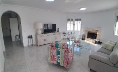 Herverkoop - Villa -
Rojales - Inland