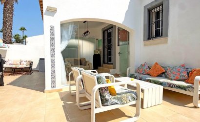 Resale - Villa -
Orihuela Costa - Costa Blanca