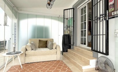 Resale - Villa -
Orihuela Costa - Costa Blanca
