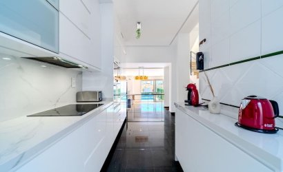 Herverkoop - Town House -
Orihuela Costa - Costa Blanca
