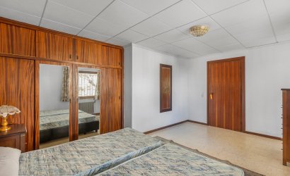 Resale - Villa -
Orihuela Costa - Costa Blanca