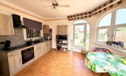 Herverkoop - Villa -
Benijofar - Costa Blanca
