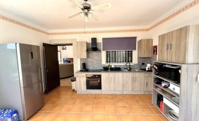 Herverkoop - Villa -
Benijofar - Costa Blanca