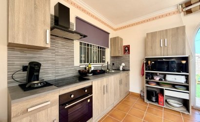 Herverkoop - Villa -
Benijofar - Costa Blanca