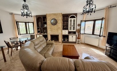 Herverkoop - Villa -
Benijofar - Costa Blanca
