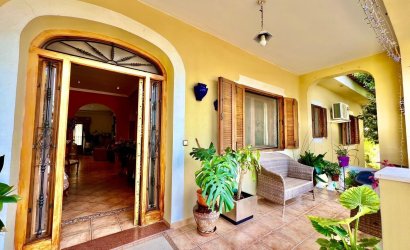 Herverkoop - Villa -
Daya Vieja - Costa Blanca Sur