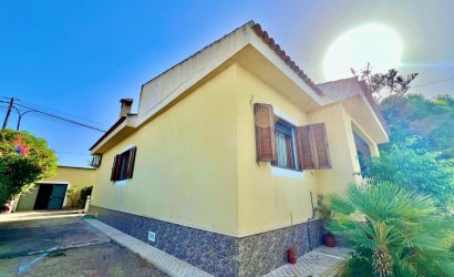 Herverkoop - Villa -
Daya Vieja - Costa Blanca Sur