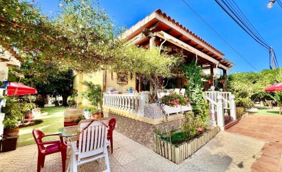 Herverkoop - Villa -
Daya Vieja - Costa Blanca Sur