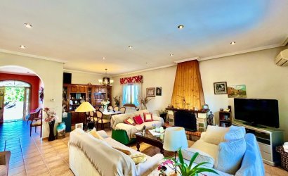 Herverkoop - Villa -
Daya Vieja - Costa Blanca Sur