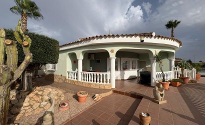 Herverkoop - Villa -
Gea Y Truyols - Inland