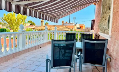 Herverkoop - Villa -
Orihuela - Inland