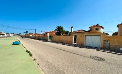 Herverkoop - Villa -
Torrevieja - Costa Blanca