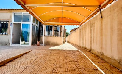 Herverkoop - Villa -
Torrevieja - Costa Blanca