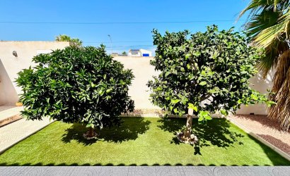 Herverkoop - Villa -
Torrevieja - Costa Blanca