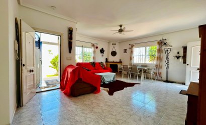 Herverkoop - Villa -
Torrevieja - Costa Blanca
