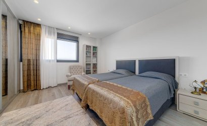 Herverkoop - Villa -
Torrevieja - Costa Blanca